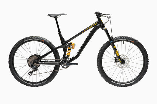 Privateer 141 2021-2022 Replacement Bottom Bracket Reference Bike Image